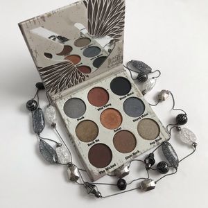 Crown Glam Metals Shadow Palette